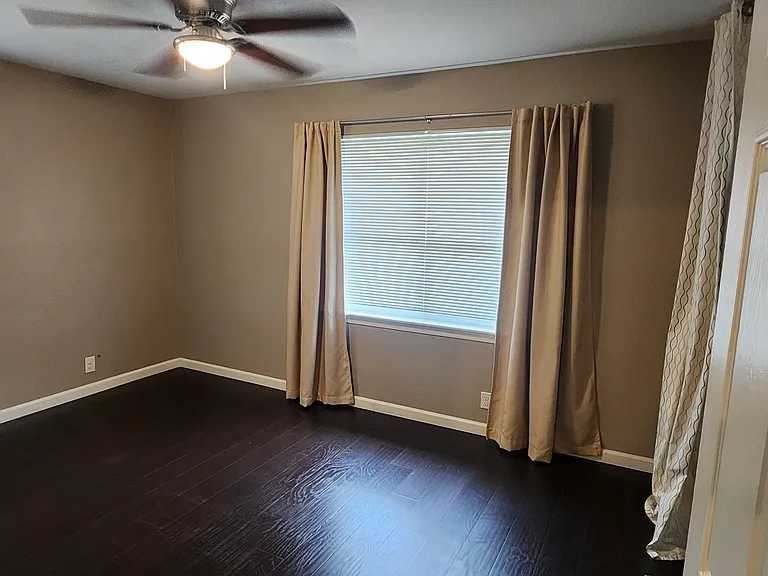 2506 Roy Cir — Photo 25