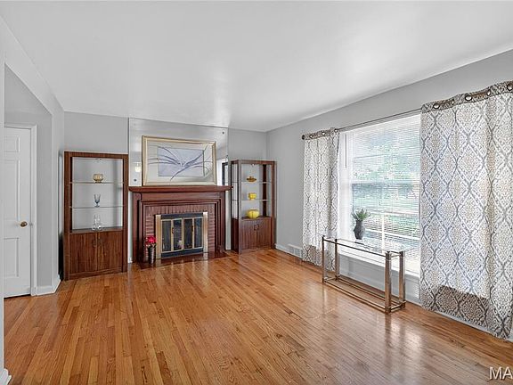 5th image of 7419 Woodland Way