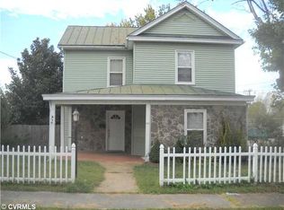 309 N High St, Blackstone, VA 23824
