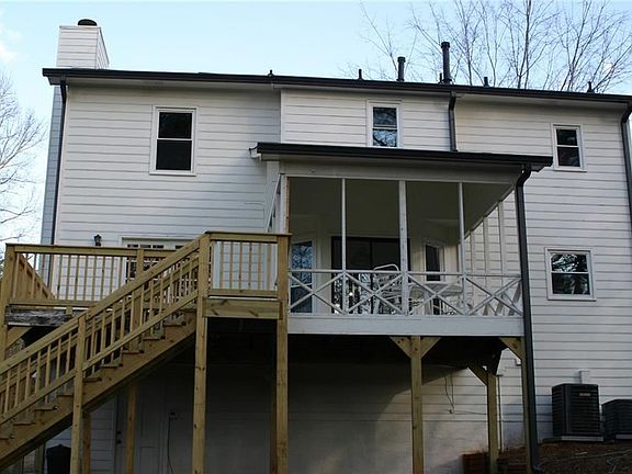2nd image of 2711 Hawk Dr NE