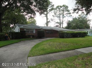 4147 Piper Dr, Jacksonville, FL 32207