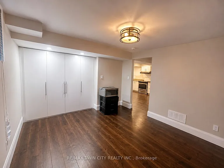 262 Sweet Gale St #BASEMENT — Photo 6