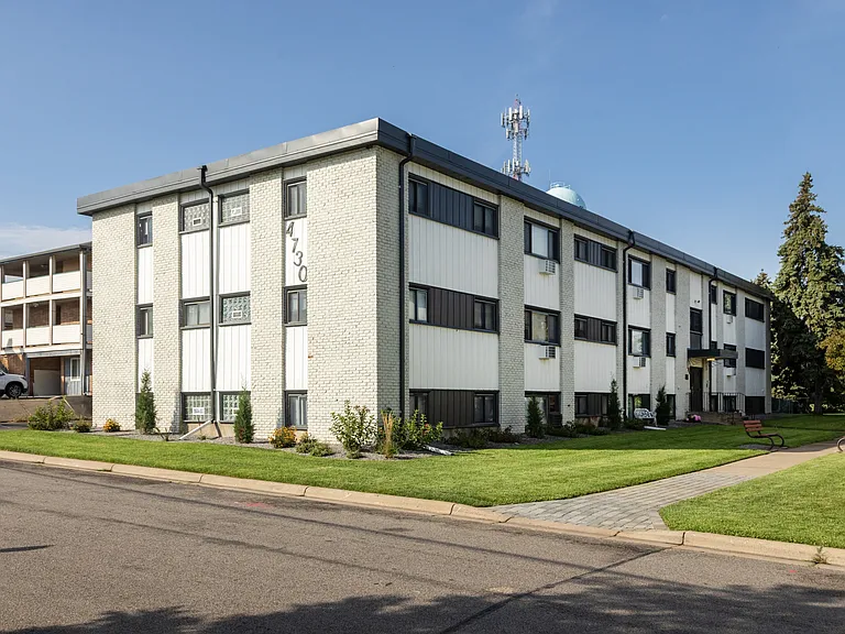 4750 Central Ave NE #30 — Photo 43