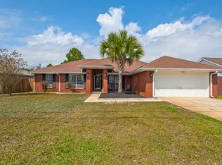8232 Hartington Dr, Navarre, FL 32566