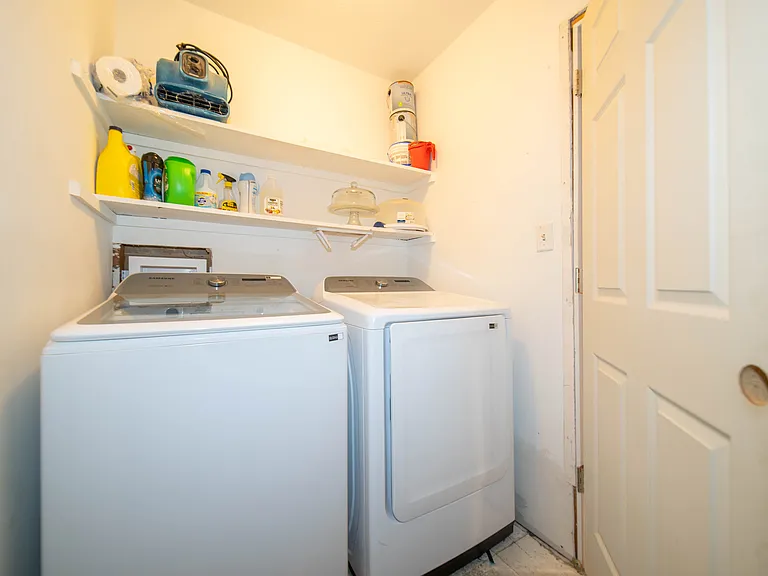 2257 Rome Dr — Photo 4
