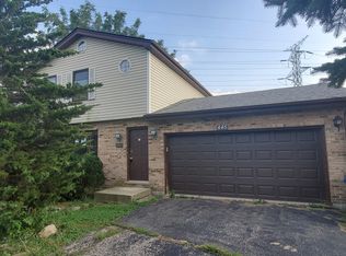 445 E Fullerton Ave, Addison, IL 60101