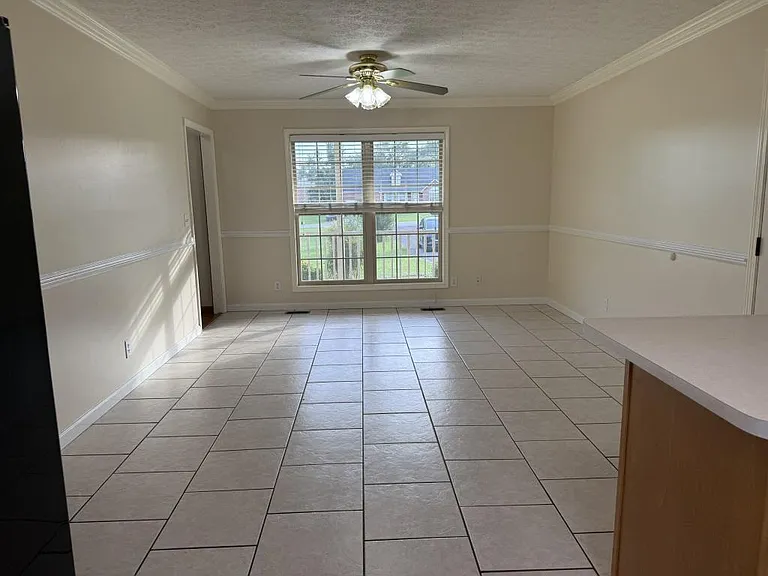 225 Schlaefer Way — Photo 7