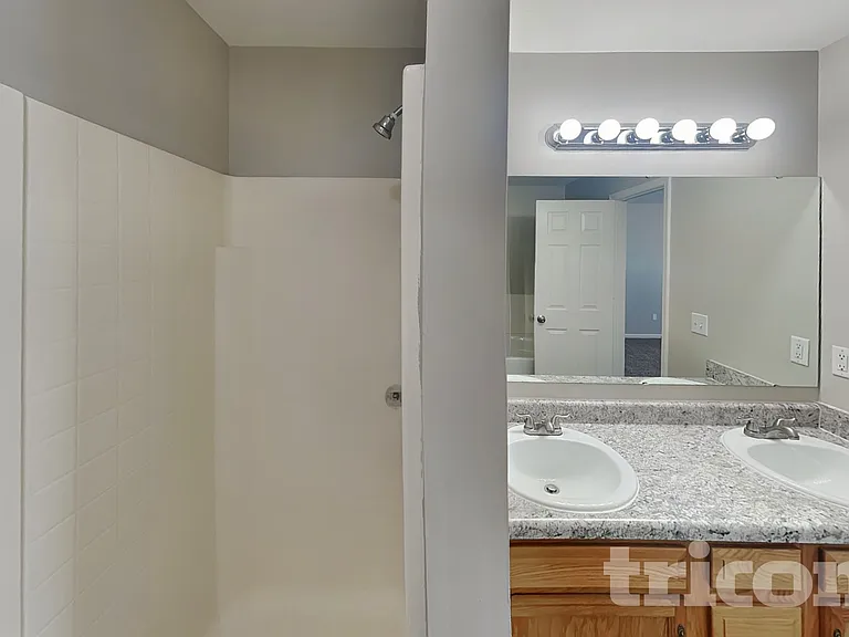 10213 Blue Sky Dr — Photo 7