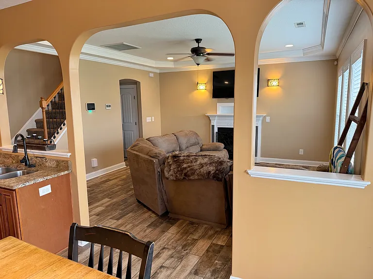124 Landover Dr — Photo 14