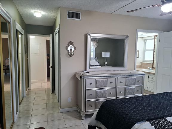 5th image of 420 NE 12 Avenue #301