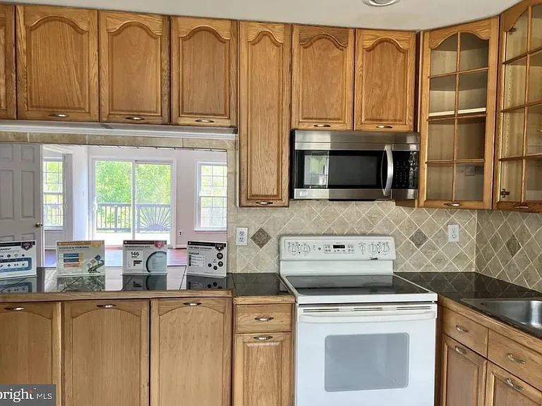 516 Meadow Hall Dr #D516 — Photo 6