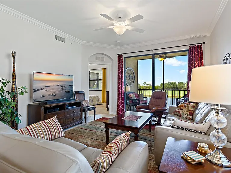 7015 River Hammock Dr #208 — Photo 4
