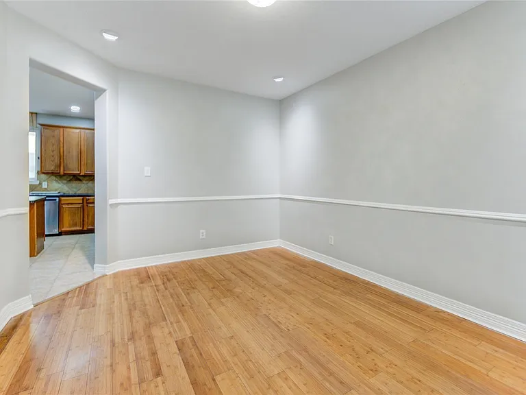 12207 Lakewood Glade Ct — Photo 10