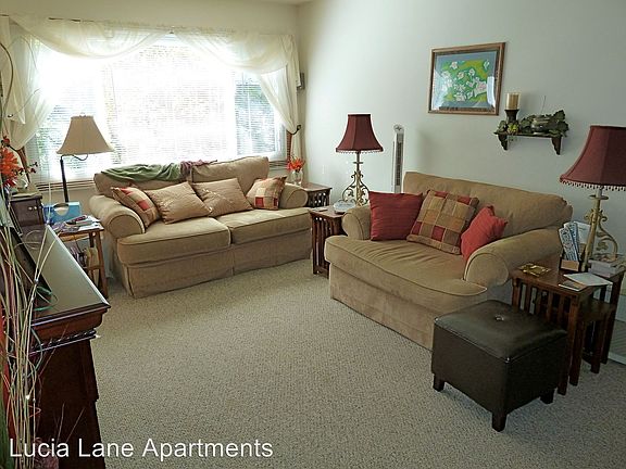 2nd image of 6670 Lucia Ln NE APT 14