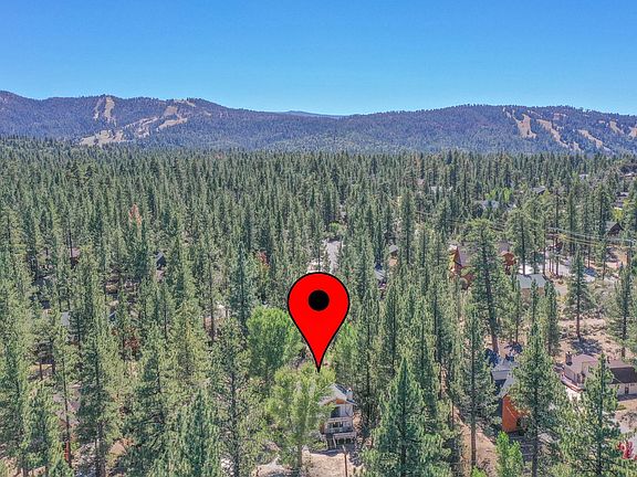 4th image of 1110 Mountain Ln