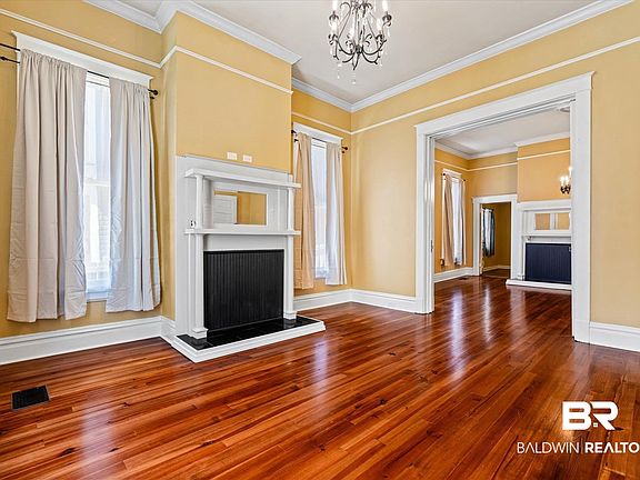 4th image of 1310 Brown St