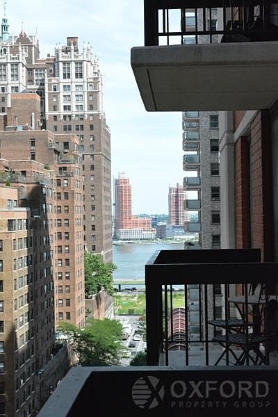 1st image of 250 E 40th St APT 12C