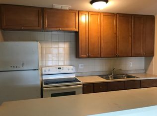 1804 N Green Ln S APT 2B, Palatine, IL 60074