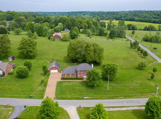 407 Ranch Rd, Portland, TN 37148