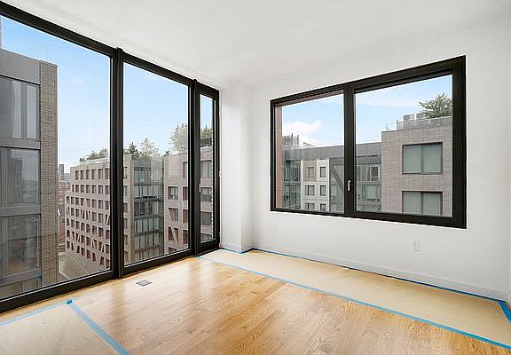 2nd image of 54 Noll St #4820
