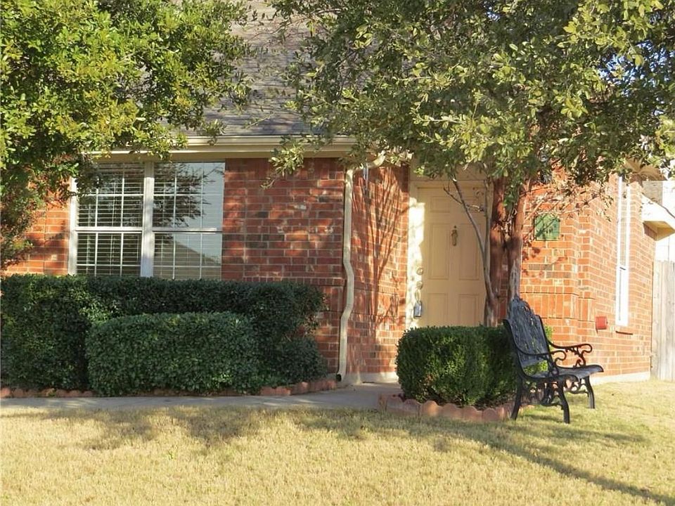 1st image of 411 Calvary Dr