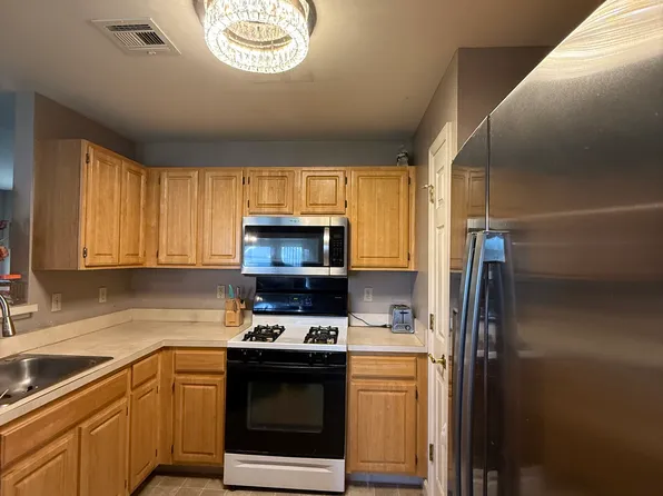 139 Oriole Ct #139, Hummelstown, PA 17036