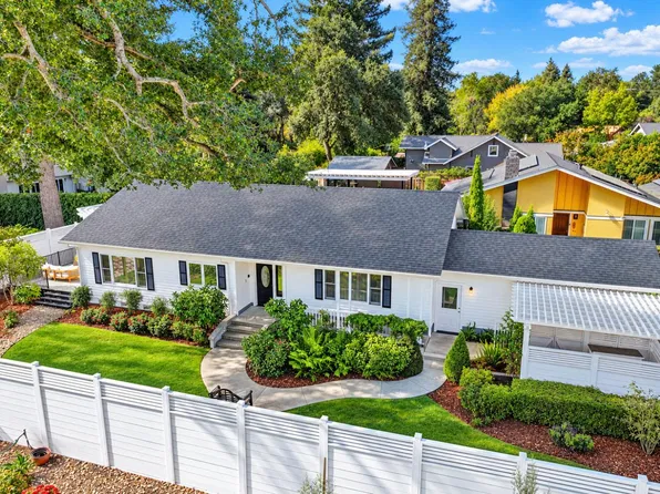 2111 W Lincoln Avenue, Napa, CA 94558