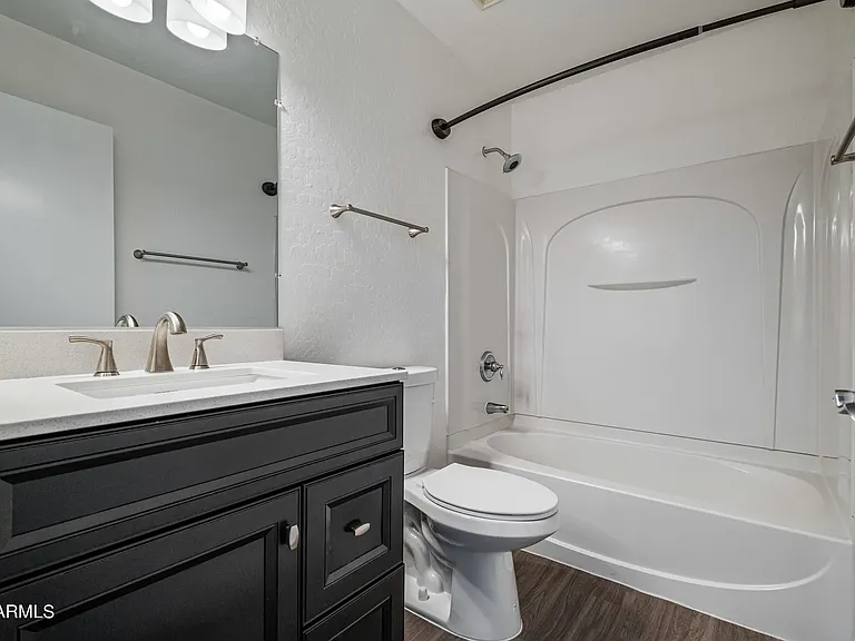 1657 E Anastasia St — Photo 11
