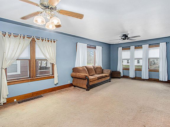 5th image of 310 Wentworth Ave