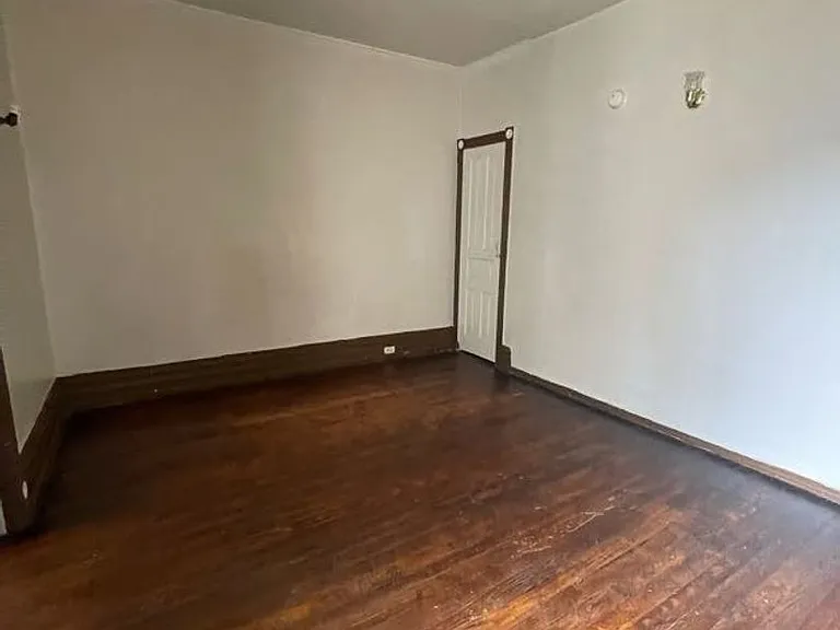 118 Windsor St — Photo 14