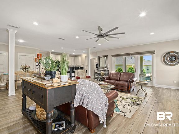 5th image of 8889 Lake View Ct