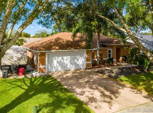 1067 Azalea Pointe Dr, Port Orange, FL 32129