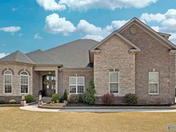 8007 Farm Meadow Dr SE, Owens Cross Roads, AL 35763