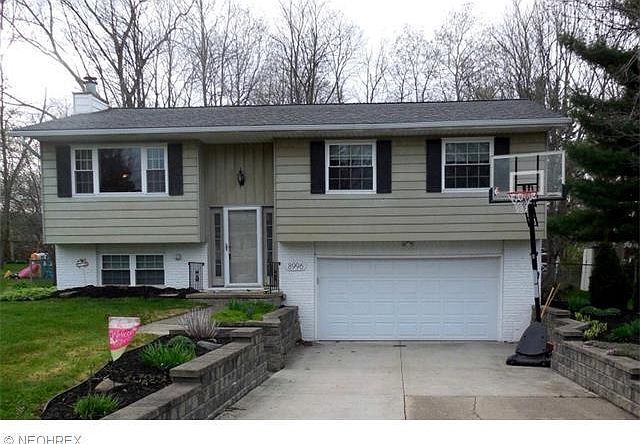 1st image of 8996 Birchwood Dr