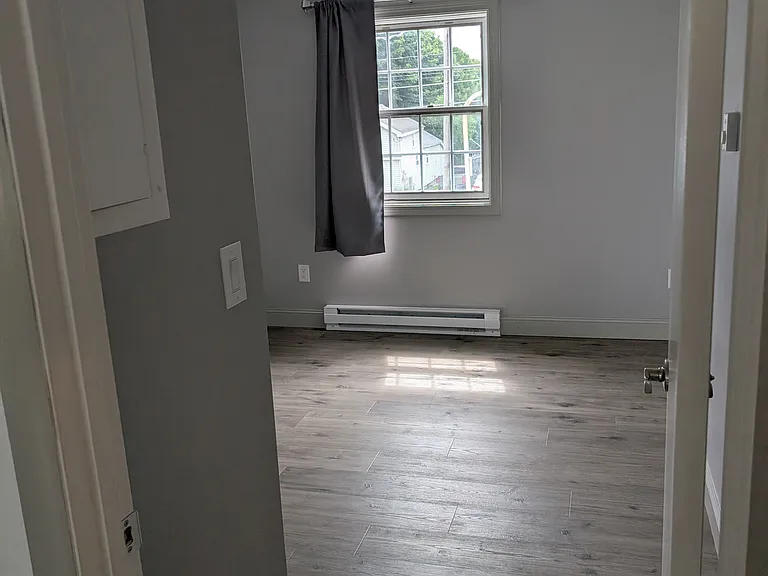 192 E 4th St #192 — Photo 14