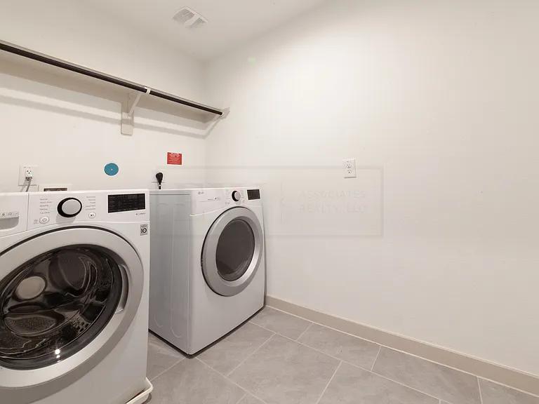 4010 Garver Grove Ln — Photo 21