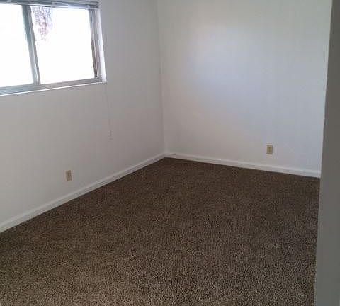 3rd image of 1943 Bristol Ln APT 4