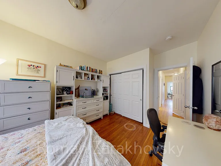 1950 Beacon St #8 — Photo 18