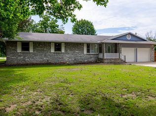 301 E Harris St, Pea Ridge, AR 72751