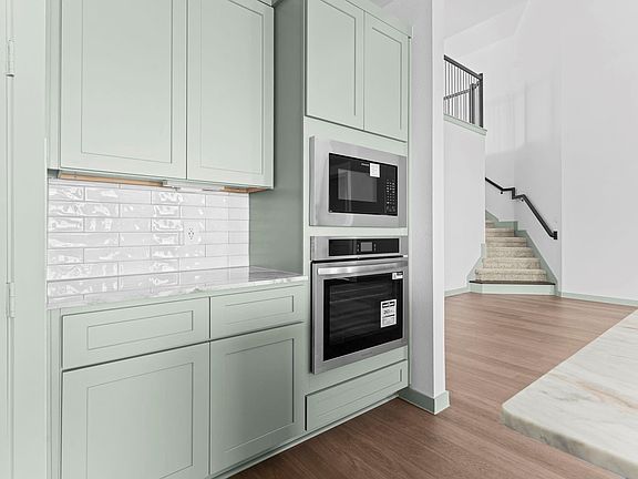 3rd image of 4226 Hazy Rock Ln