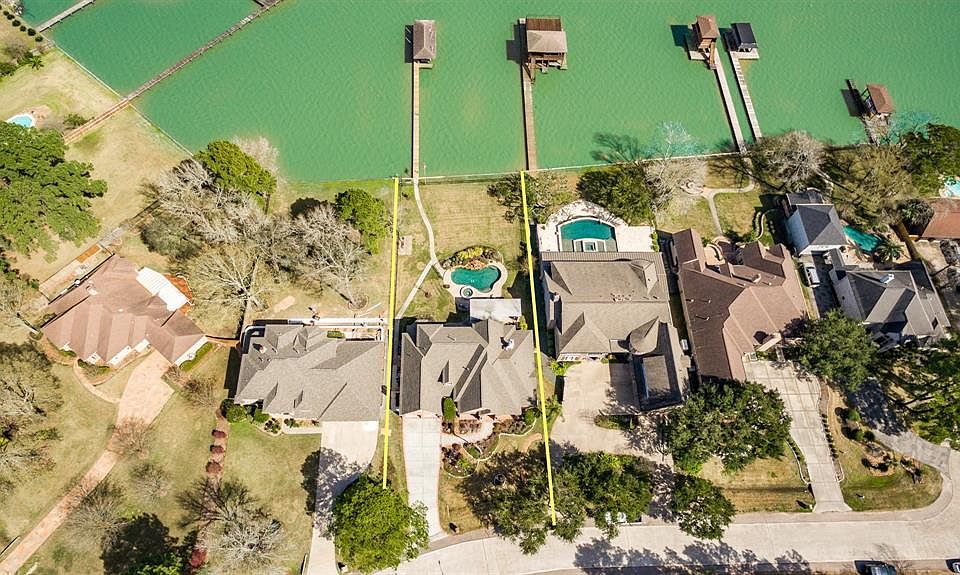 1st image of 7807 Lake Mist Ct