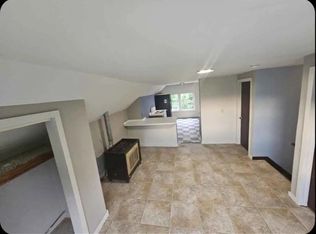 512 E Richford Slide Rd APT 3, Richford, VT 05476