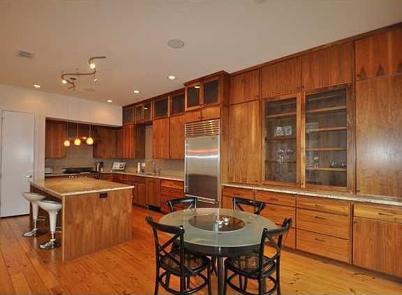 Dining/Kitchen