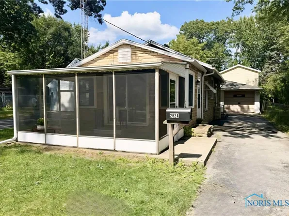 2624 Grantwood Dr, Toledo, OH 43613