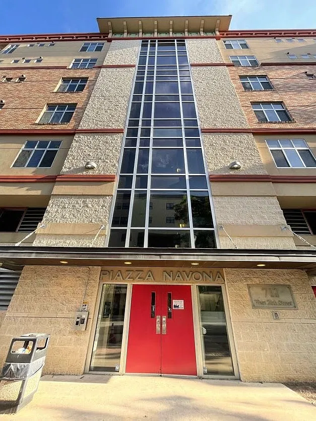 711 W 26th St. Apt 510 — Photo 1