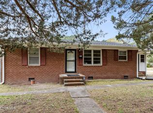 207 S Cherry Lane, Windsor, NC 27983