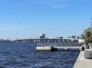 1781 River Rd APT 4, Jacksonville, FL 32207