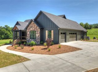 2490 New Hope Rd, Morganton, GA 30560