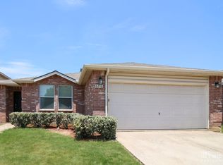 6216 Thoroughbred Trl, Denton, TX 76210