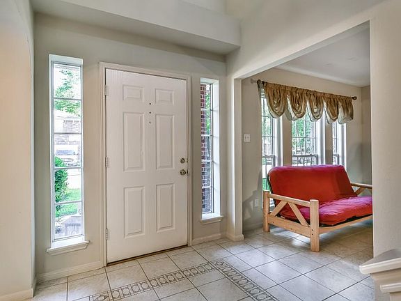 4th image of 16126 Hilton Head Ln